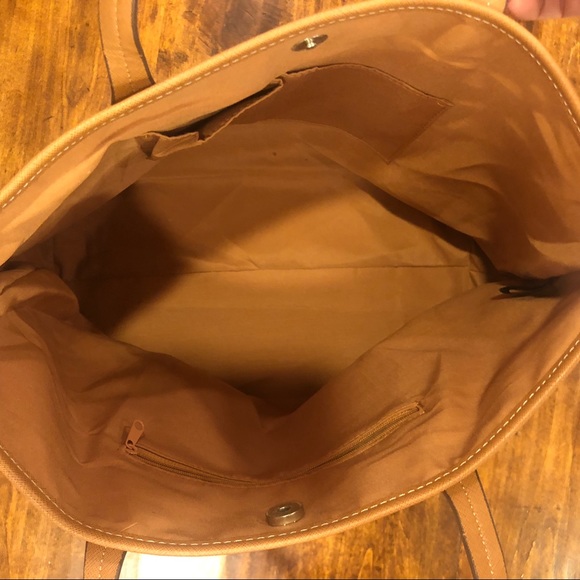 Neely by VNB | “Evie” Tote - Picture 4 of 5